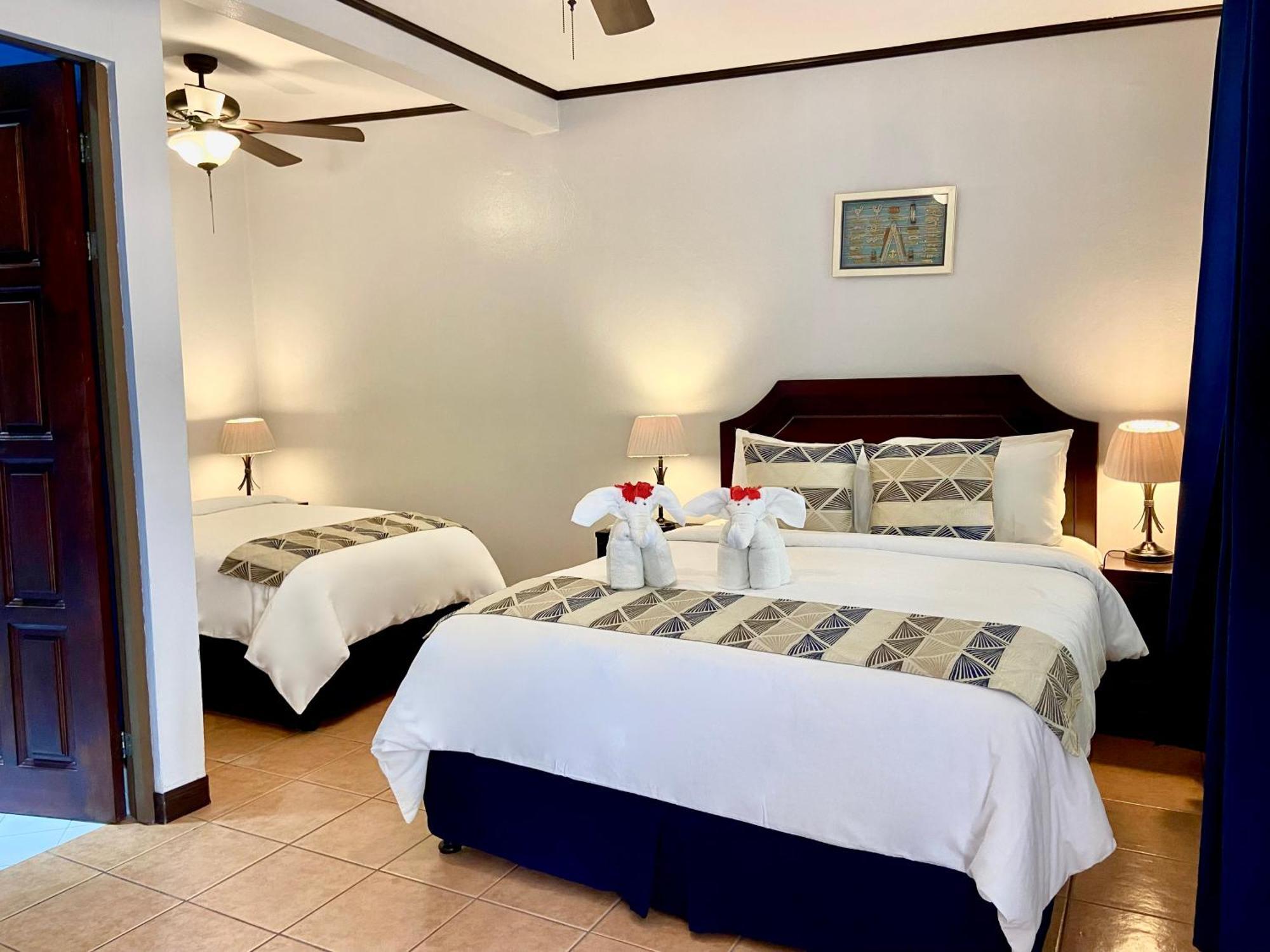 Hotel Playa Espadilla & Gardens