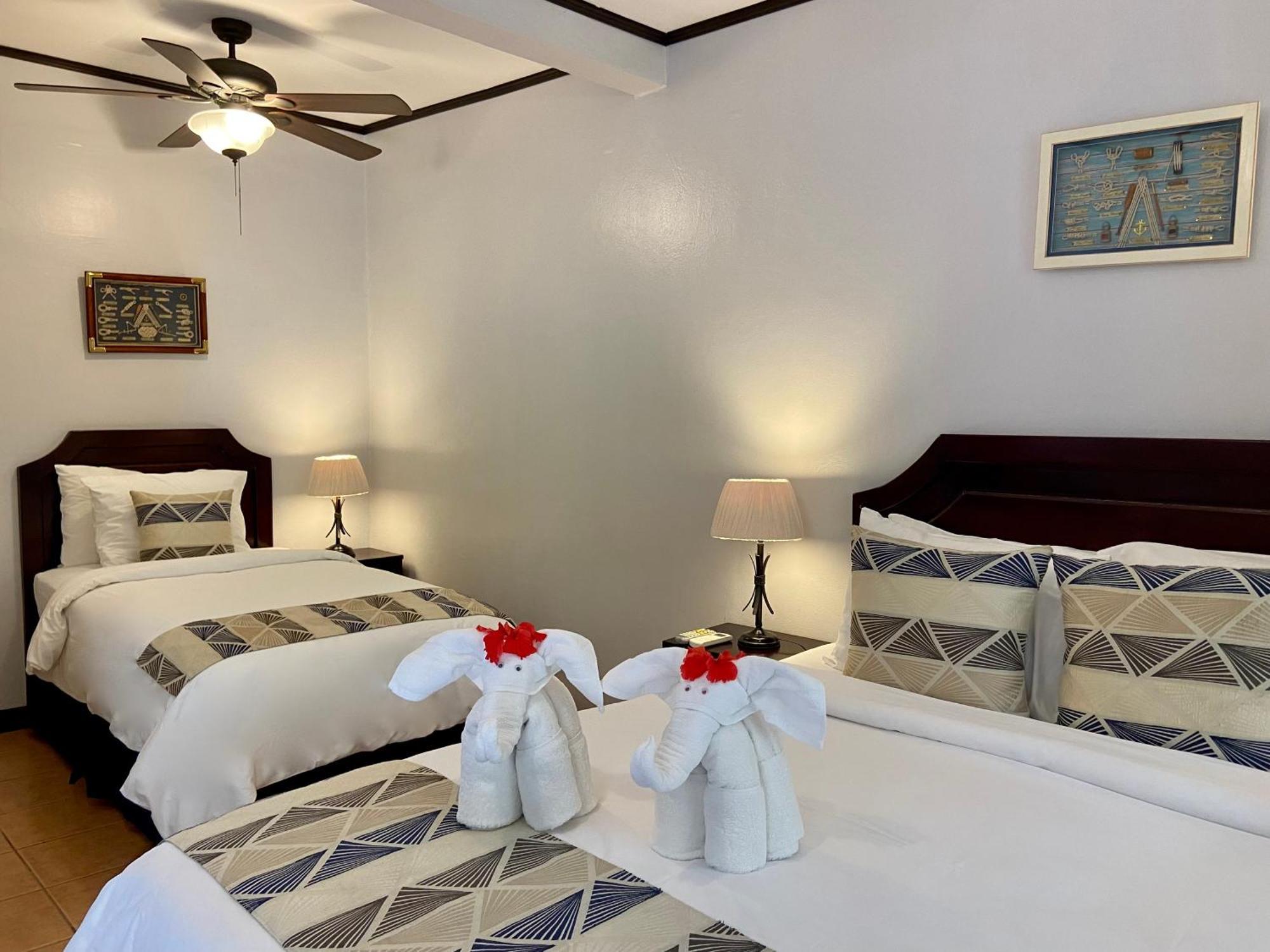 Hotel Playa Espadilla & Gardens 3*
