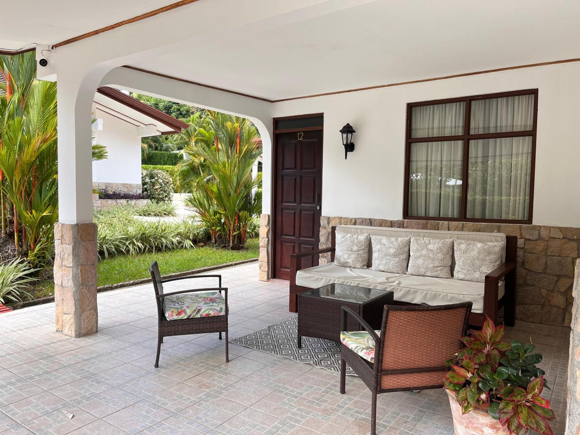 Playa Espadilla & Gardens 3*