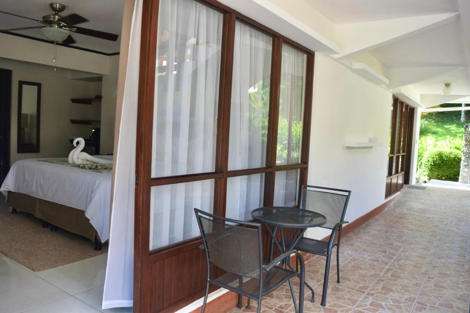 Hotel Playa Espadilla & Gardens 3*